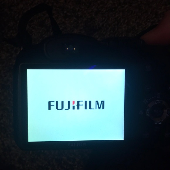 Camera - Picture 11 of 12